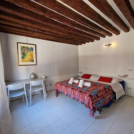 Veneziacentopercento Rooms Екстер'єр фото